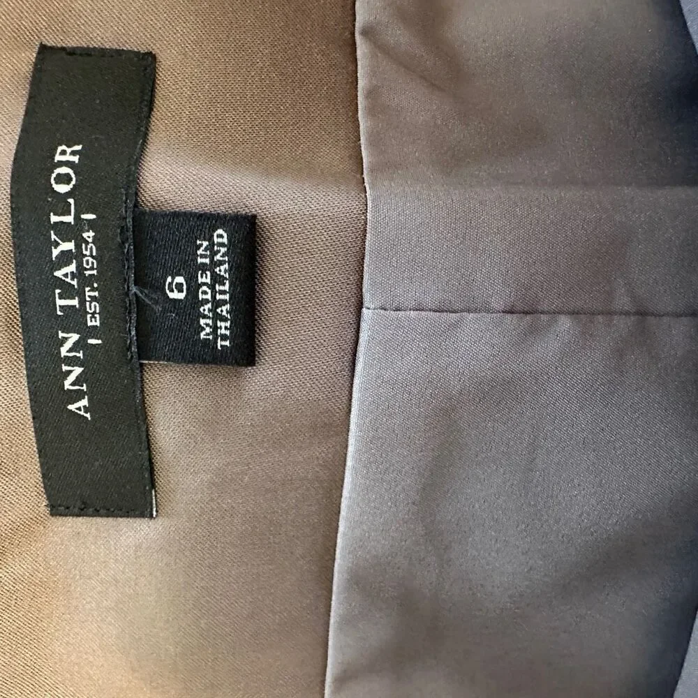 Ann Taylor brownish grey satin pencil skirt with waist belt - size 6